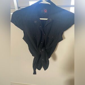 G By Guess Capped Sleeve Button Up